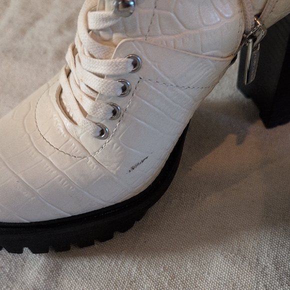 Vince Camuto Cream Lace Up Croc-Embossed Platform Boots - Picture 4 of 4